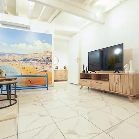 Appart Au Coeur Du Vieux-nice Daire Nice